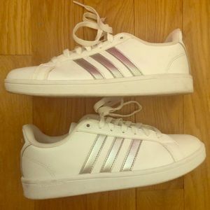 Adidas Sneakers